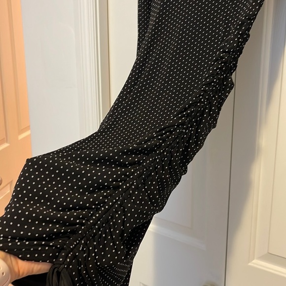 Lulus Fitted Mini Polkadot Dress in M - Picture 3 of 6